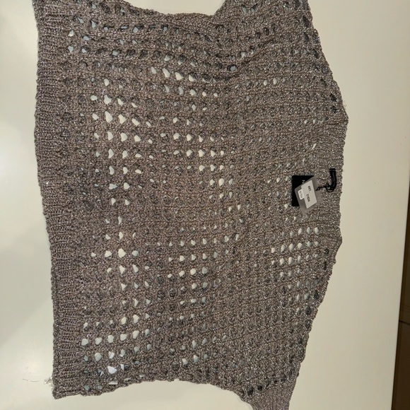 Beautiful metallic sweater - Picture 2 of 9